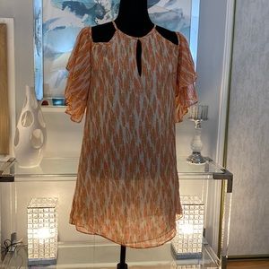 Cut out shoulder dress